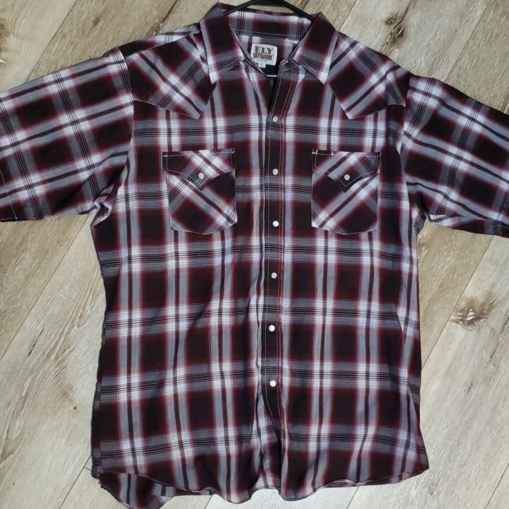 Ely Cattleman pearl button shirt